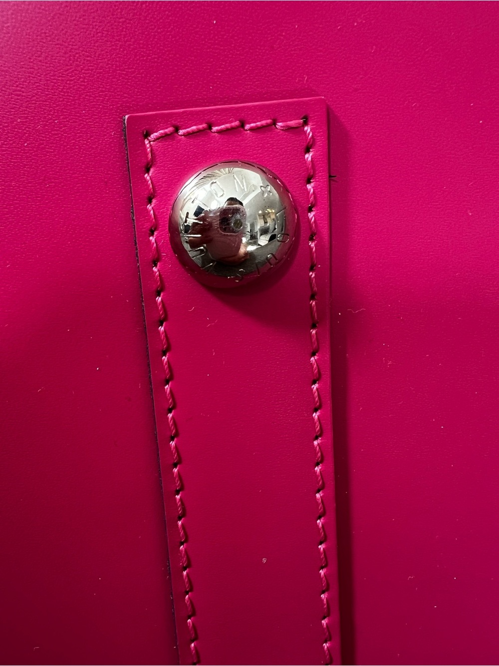 Louis Vuitton Alma PM EPI fuchsia - Picture 6 of 16